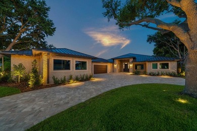 Virtually Staged. ONE-OF-A-KIND WATERFRONT ESTATE ON PELICAN - photo 2