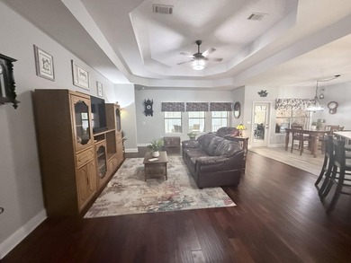 Remarkably designed one story home situated on a large preserve - photo 6