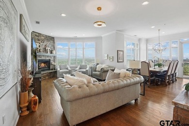 Penthouse Condo in The Cascades Golf Community - 13th Floor - photo 3