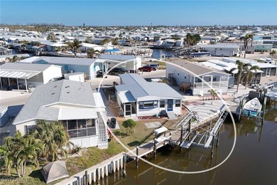 This beautifully remodeled 2-bedroom, 1-bath waterfront home - photo 4