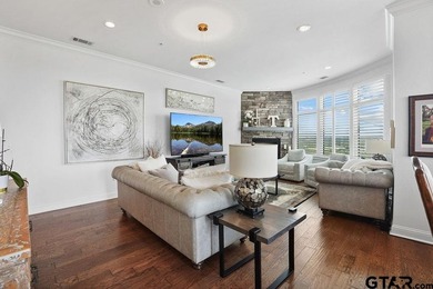 Penthouse Condo in The Cascades Golf Community - 13th Floor - photo 5