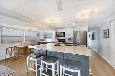 This beautifully remodeled 2-bedroom, 1-bath waterfront home - photo 7