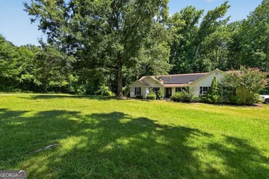 Welcome to 121 Normandy Rd, Eatonton, GA-a wonderful 3 bedroom 2 - photo 2