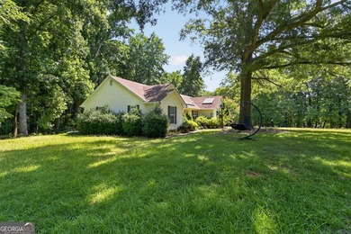 Welcome to 121 Normandy Rd, Eatonton, GA-a wonderful 3 bedroom 2 - photo 3