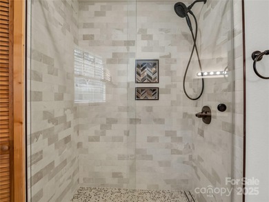 Welcome to Lake Lure's picturesque Carolina Mountain