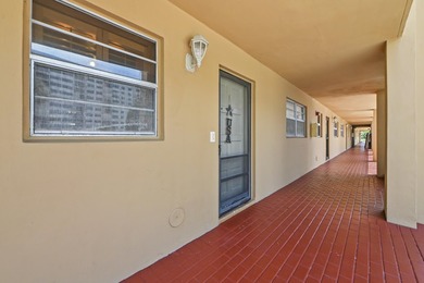 Welcome to this waterfront condominium in Waterway West - photo 23