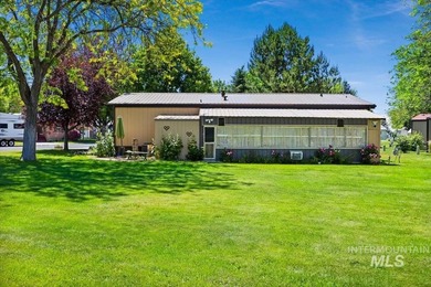 Welcome home to this spacious and well-maintained 3-bedroom - photo 26