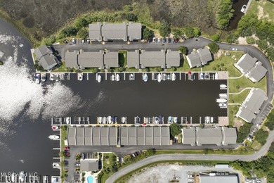 Welcome to Harbor Landing Condominiums -- where gated, coastal - photo 26