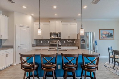 Six Bedroom upgraded smart home in gated community with pool - photo 28