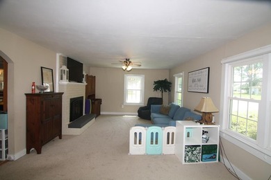 Adorable Cottage with Winter Water Views in the Heart of Weems - photo 33