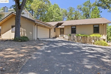 Pine Mountain Lake Home For Sale in Groveland California