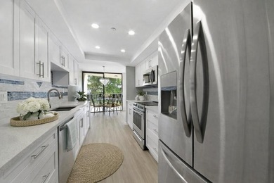 Luxuriously Renovated Waterfront Living in East Boca Raton - photo 6