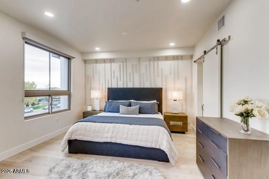 PRICED TO SELL!! This stunning 2,463 sqft contemporary townhouse - photo 11