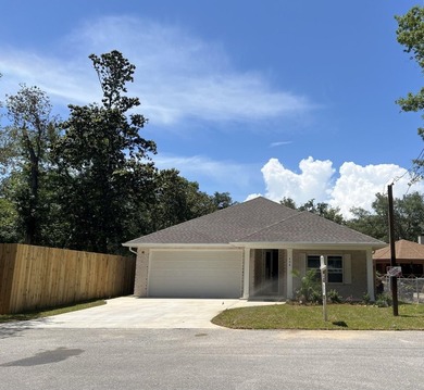 Stunning craftsmanship in this new construction all-brick - photo 1
