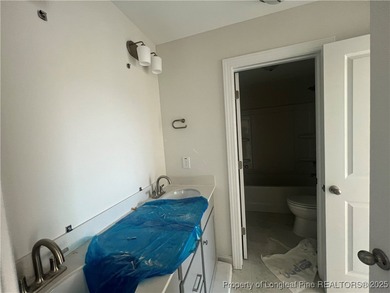 MOVE-IN PACKET!! FRENCH DOOR REFRIG, BLINDS, SOD FRONT AND BACK