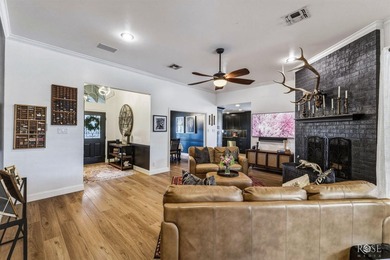 Welcome to this beautifully maintained 4-bedroom, 2.5-bath home - photo 12
