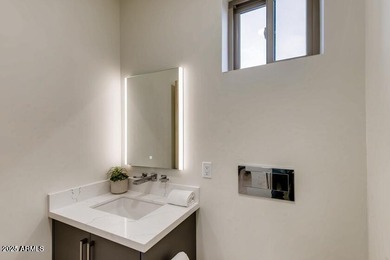 PRICED TO SELL!! This stunning 2,463 sqft contemporary townhouse - photo 20