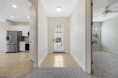 Ground floor corner unit, open floorplan concept with lots of - photo 5