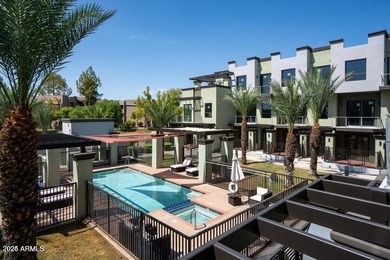 PRICED TO SELL!! This stunning 2,463 sqft contemporary townhouse - photo 26
