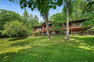 Quintessential West Bluff Drive on Keuka Lake. Nestled among the - photo 31