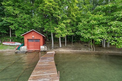 Quintessential West Bluff Drive on Keuka Lake. Nestled among the - photo 32