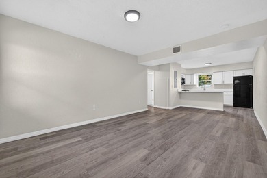 Move-in ready! This beautifully renovated home offers 3 bedrooms - photo 7