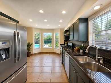 Welcome to your dream home in the heart of Destin, where comfort - photo 6