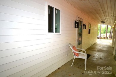 Welcome to this beautifully remodeled two-bedroom, two-bath - photo 4