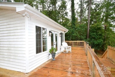 Welcome to this beautifully remodeled two-bedroom, two-bath - photo 5