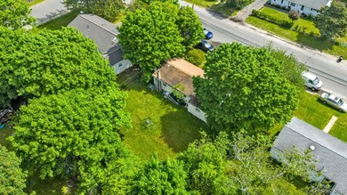 Handyman special and investor opportunity in the heart of - photo 8