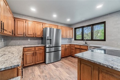 This one has the space you've been looking for-two living areas - photo 4