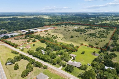 Rare opportunity to own 63 acres of versatile Texas land with - photo 2