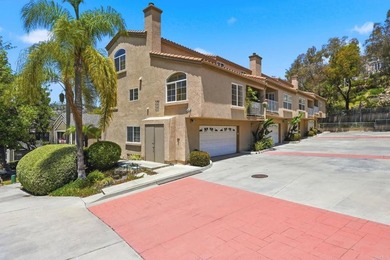 Newer three level Townhome, one block to the fabulous La Costa - photo 4