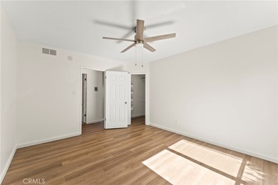 Beautiful Turn Key Corner Townhome in centrally located San - photo 24