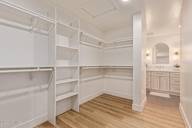 E X Q U I S I T E Golf Course Residence. Inside, you'll find a