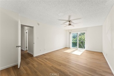 Beautiful Turn Key Corner Townhome in centrally located San - photo 26