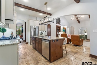 This is the home you've been waiting for. Located in the - photo 9
