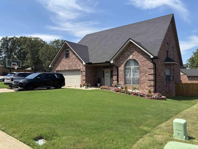 Willastein Lake Home For Sale in Maumelle Arkansas