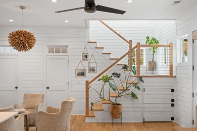 3,000 SF + 1,000 SF ADU!! Nestled in the heart of Old Mount - photo 6