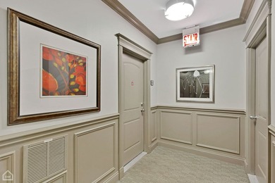Fluid Integration of a Curated Gallery with Cohesive Design - photo 8