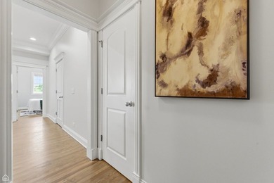 Fluid Integration of a Curated Gallery with Cohesive Design - photo 9
