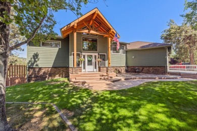 Lake Home For Sale in Klamath Falls, Oregon