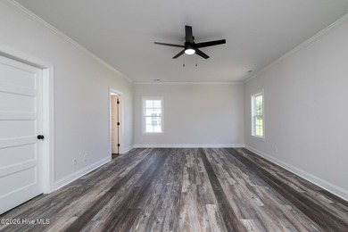 Move-in ready and waiting for its very first owners, this - photo 24