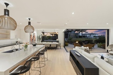 Exclusive Private Beach Access. Ocean Views and seamless - photo 1