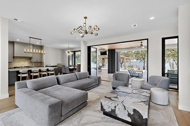 Stunning Luxury Lakefront Living in Cedar Creek Edge Water - photo 5