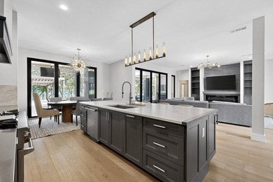 Stunning Luxury Lakefront Living in Cedar Creek Edge Water - photo 8