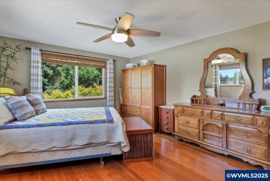 One of the most beautiful homes in Salemtowne! Fully updated