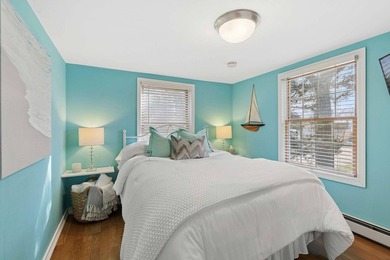 Rarely does a waterfront property come on the market in this - photo 16