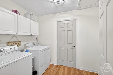 Move-in ready home with beautiful Lake Hartwell view and major - photo 17