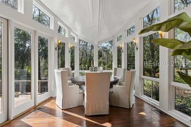 Designed to blend contemporary architecture with classic - photo 8